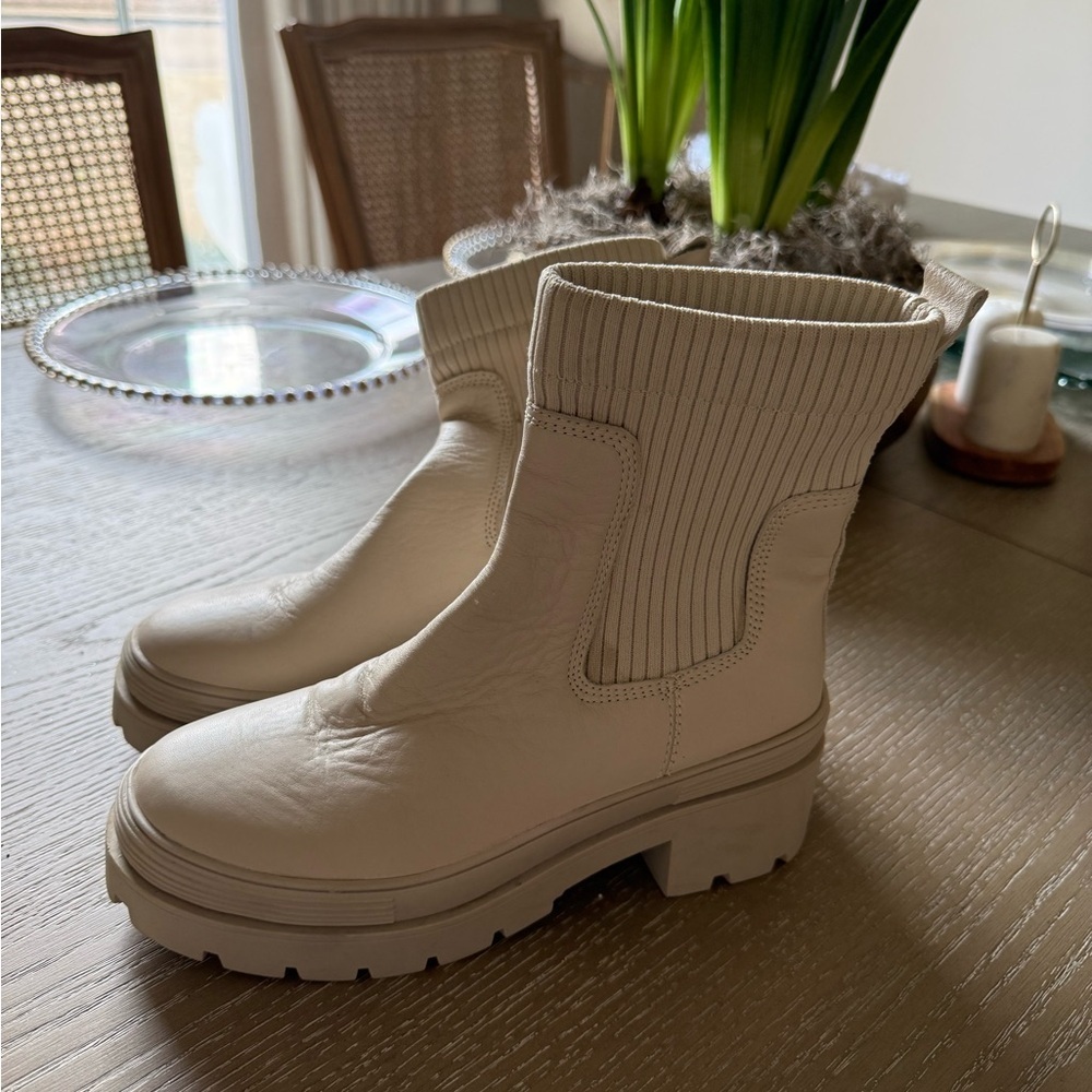 Vintage Havana Cream Winter Boots